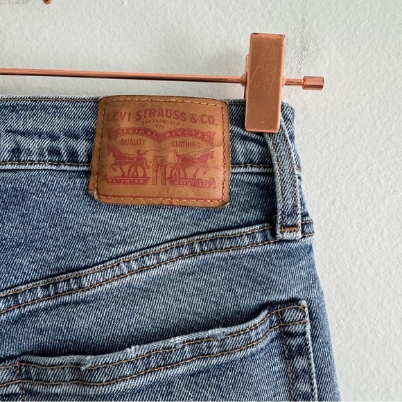 Women’s Levi’s 501 Wedgie Size 26 Medium Wash - Picture 6 of 10